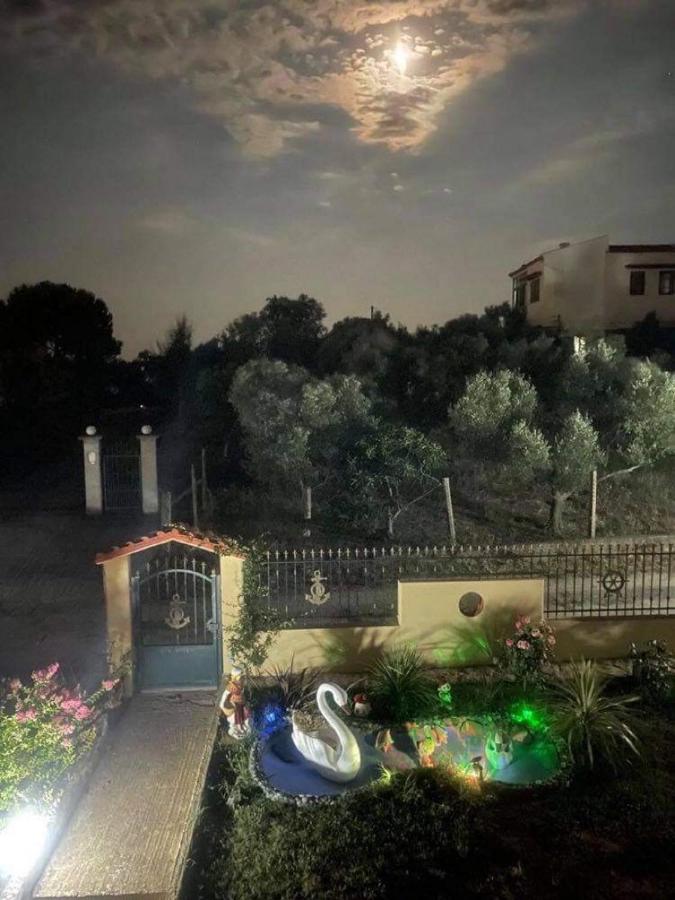 Dora's Garden Lägenhet Alexandroupolis Exteriör bild